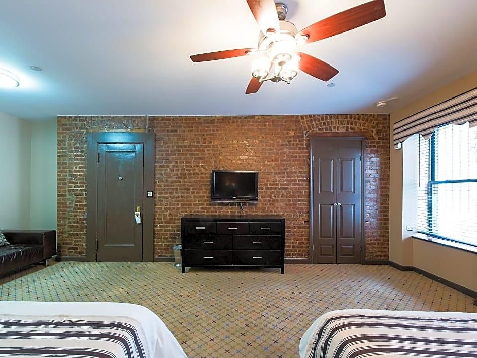 Royal Park Hostel New York