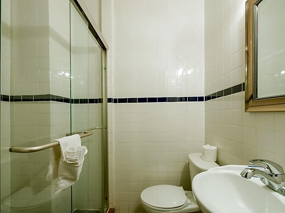 Hostel Royal Park