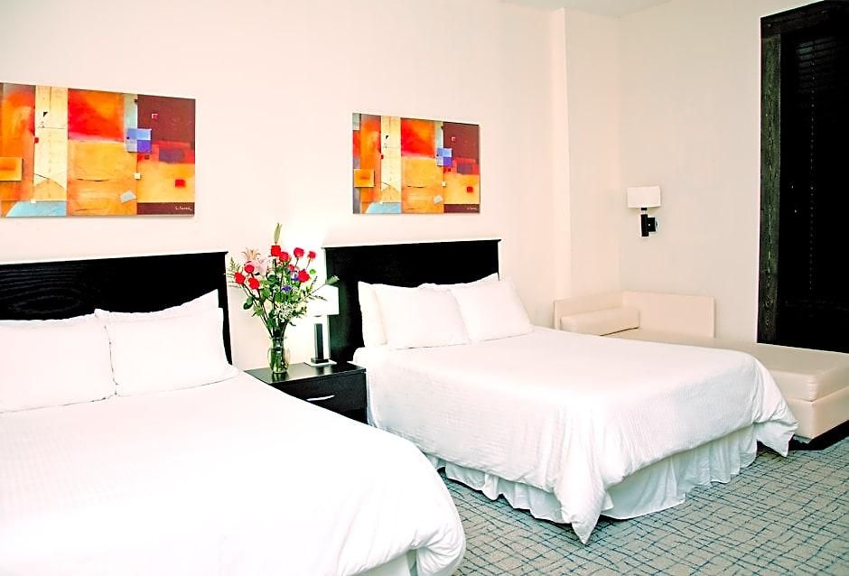 Hostel Royal Park