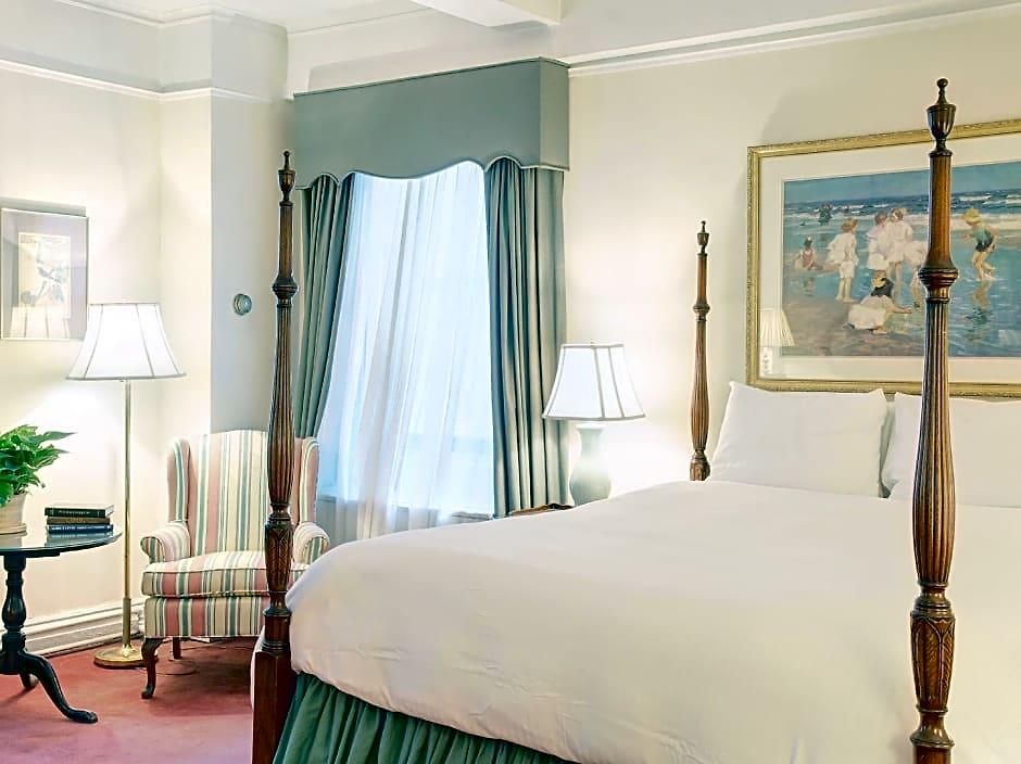 Roger Smith 3* New York