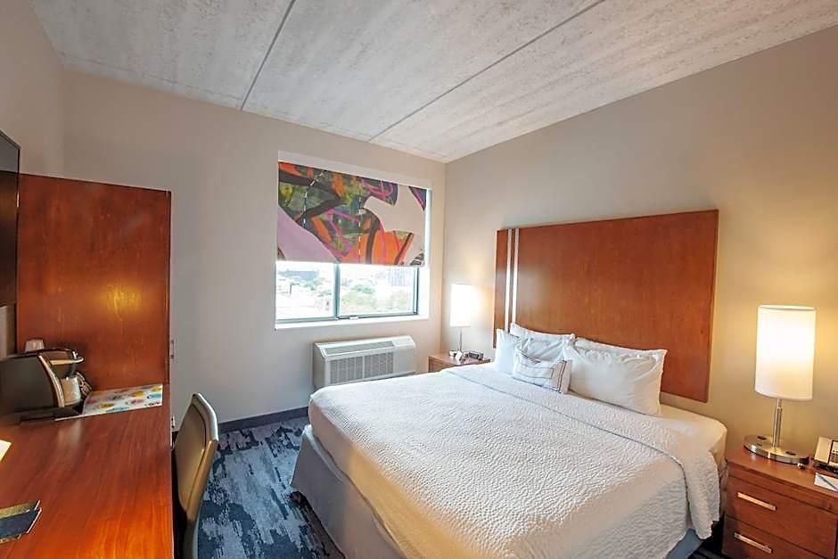 Fairfield & By Marriott Brooklyn Hotel