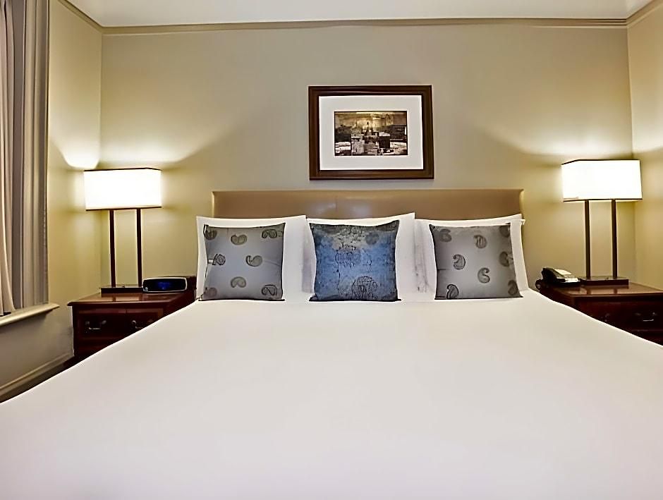 Wales Hotel 3*