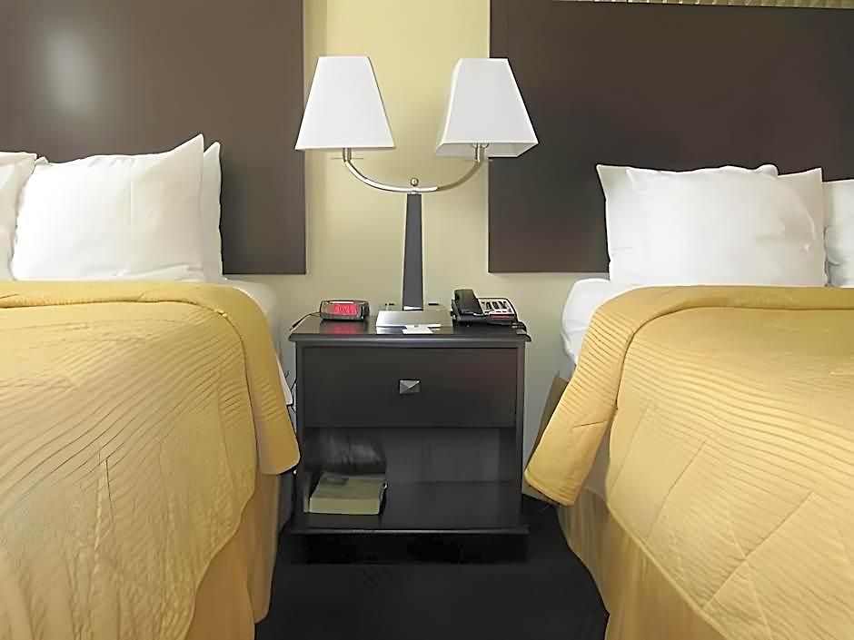 Travelodge By Wyndham Queens 3* New York