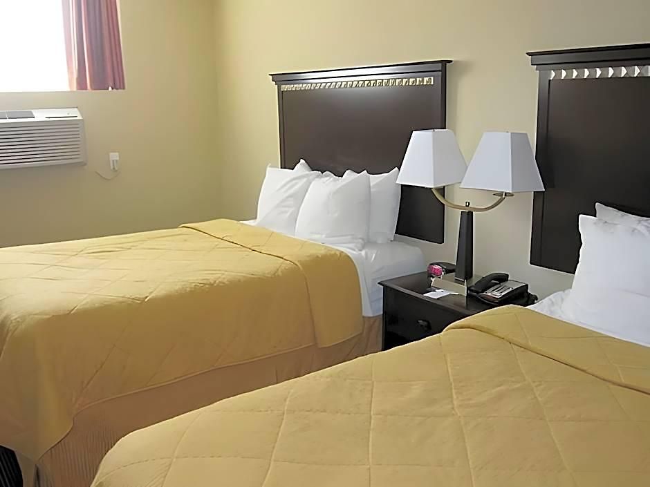 Travelodge By Wyndham Queens 3* New York