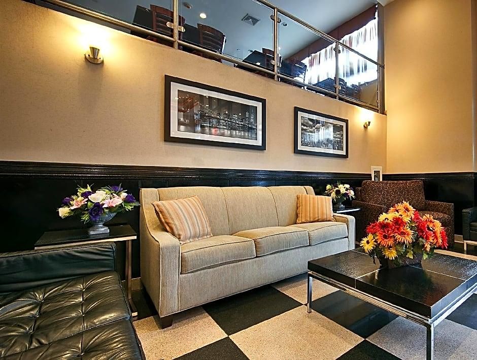 Hotel Western Plaza
