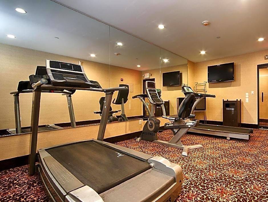 Western Plaza Hotel New York