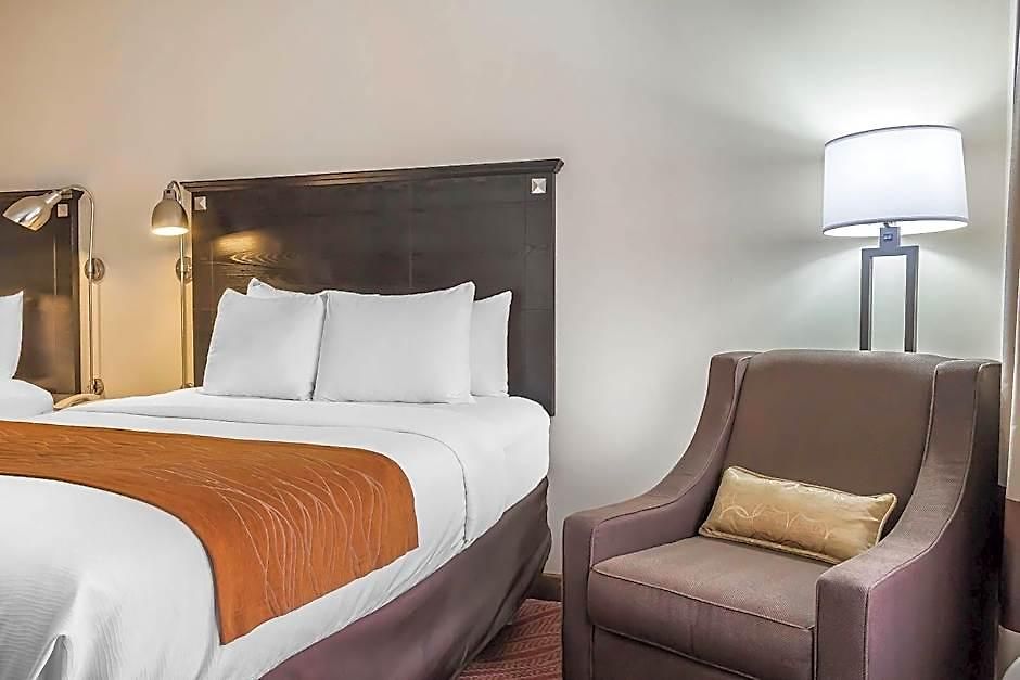 Comfort & Laguardia Airport Hotel New York