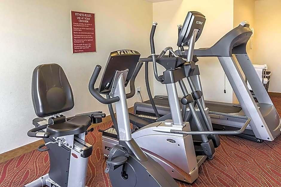 Hotel Comfort & Laguardia Airport 4*
