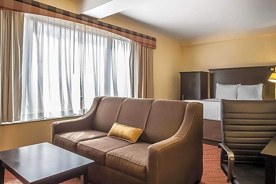 Comfort & Laguardia Airport Hotel New York