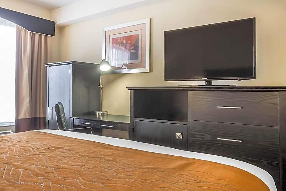 Comfort & Laguardia Airport 4* New York