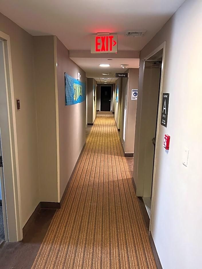 Hotel Cresthaven Jamaica-jfk New York