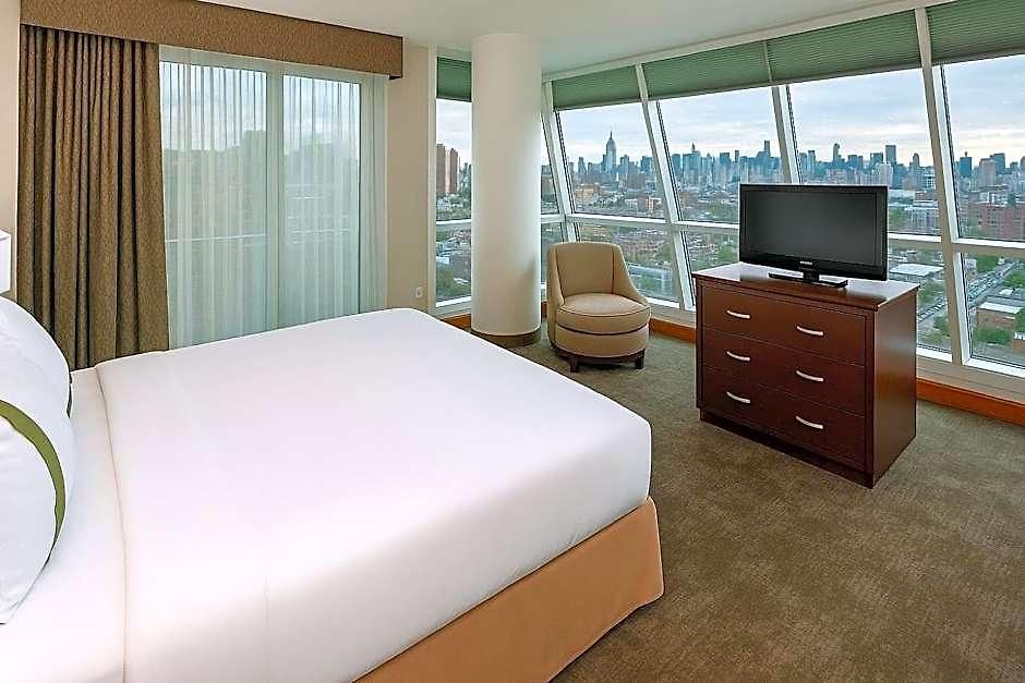 Hotel Lic Manhattan View 3*
