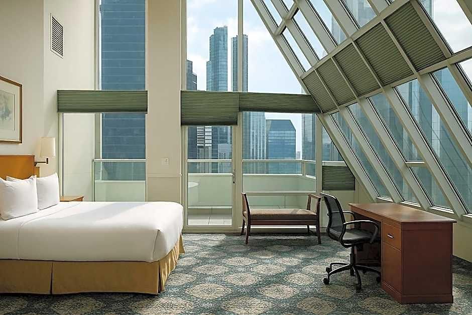 Lic Manhattan View 3*