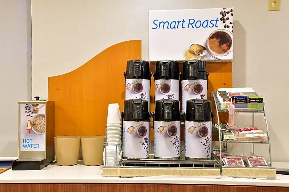 Express Brooklyn By Ihg New York