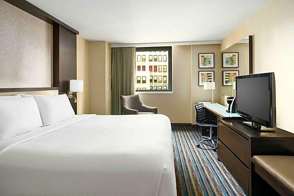 Courtyard Manhattan/times Square 3*