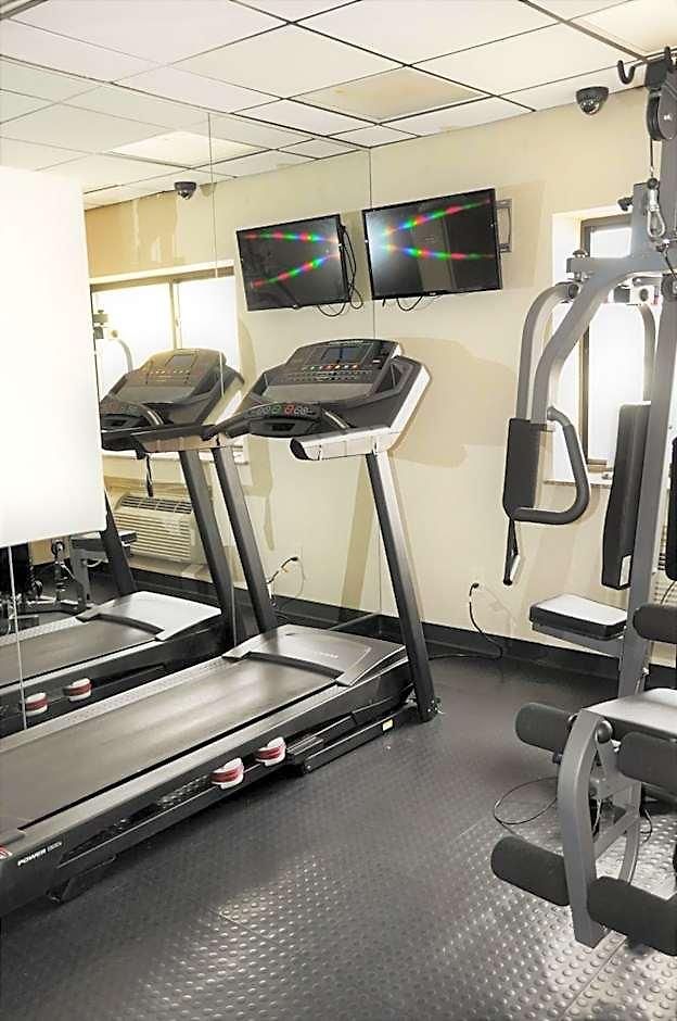 Ramada By Wyndham Staten Island