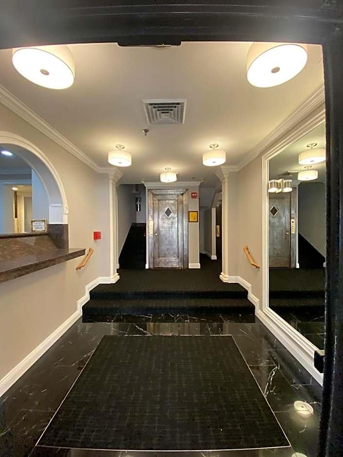 31 Extended Hotel