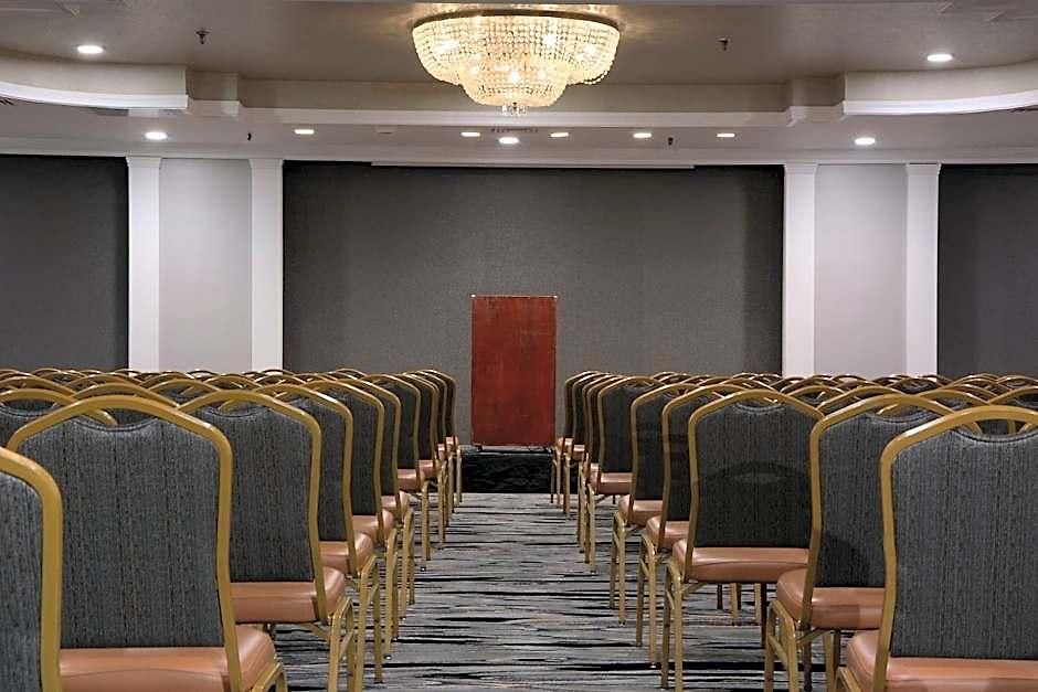 Adria And Conference Center 3*