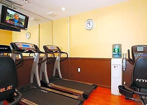 Comfort Chelsea Hotel 2*