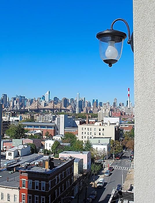 Hotel Vetiver / Manhattan Skyline