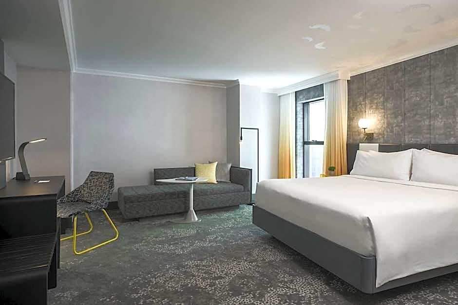 Renaissance Times Square By Marriott Hotel New York