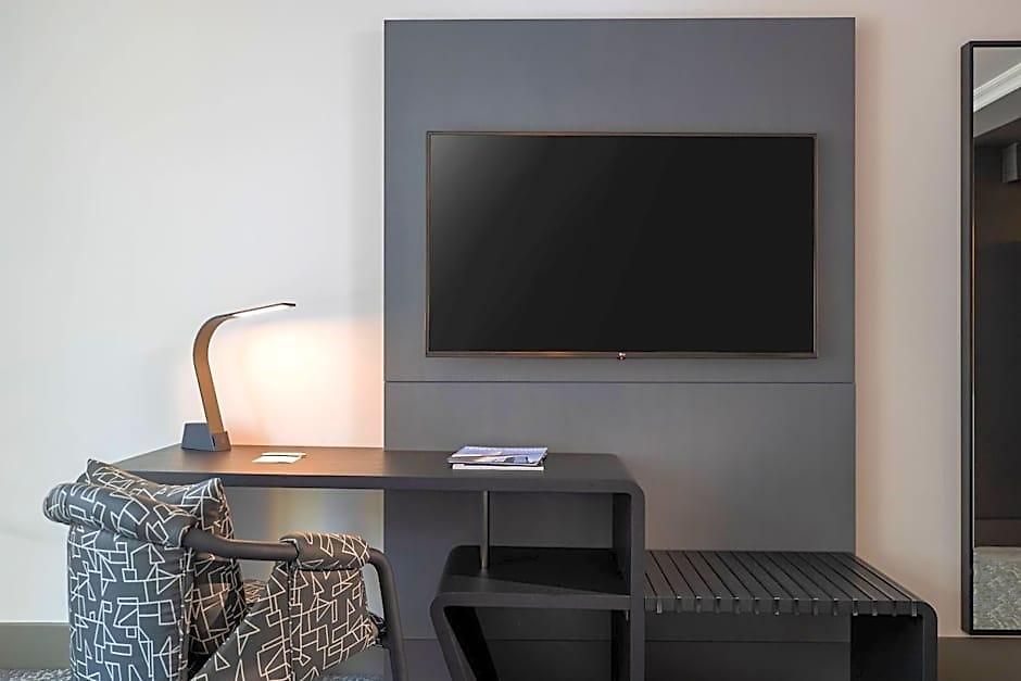 Renaissance Times Square By Marriott New York