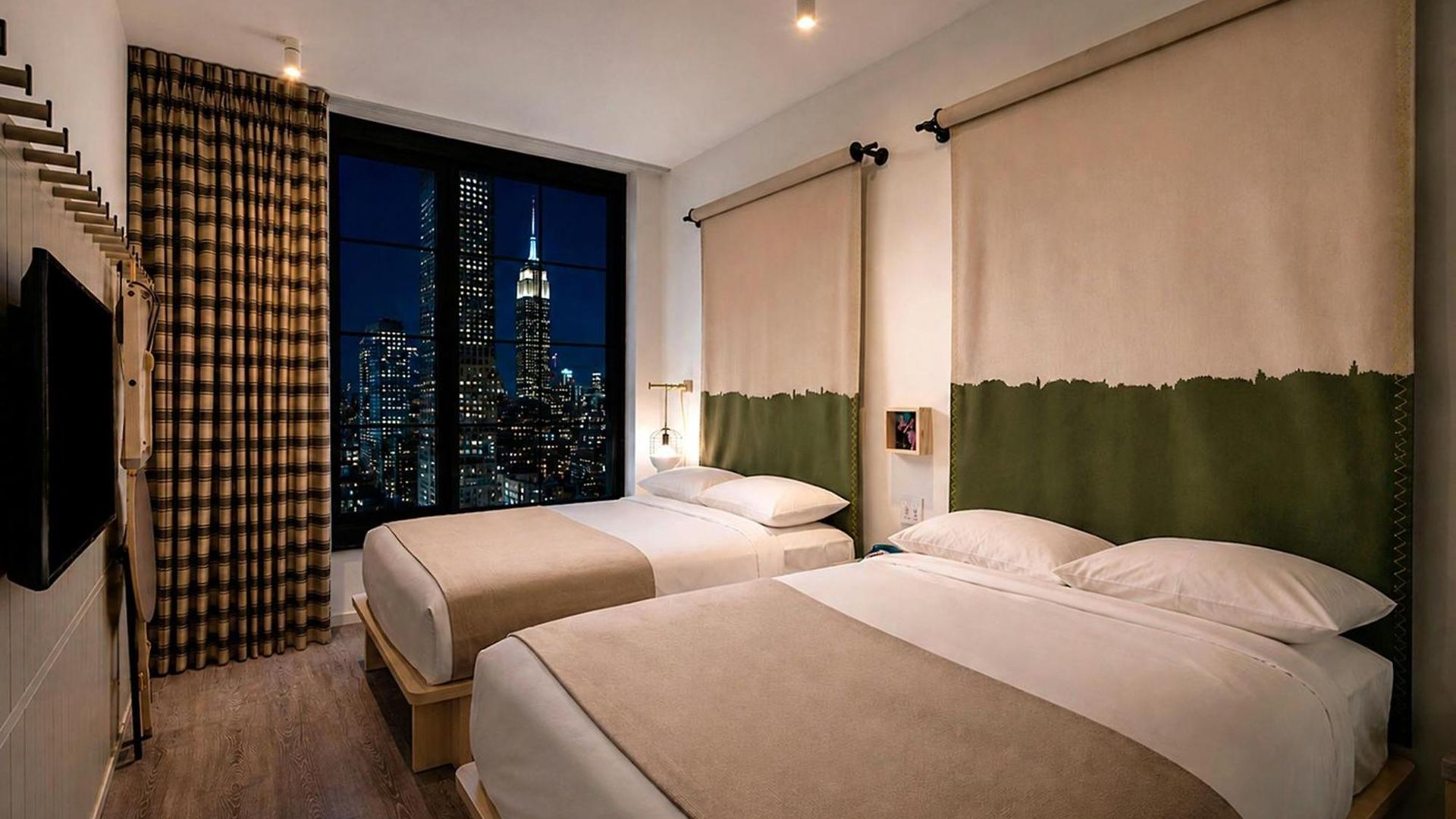 Moxy Nyc Chelsea Hotel New York
