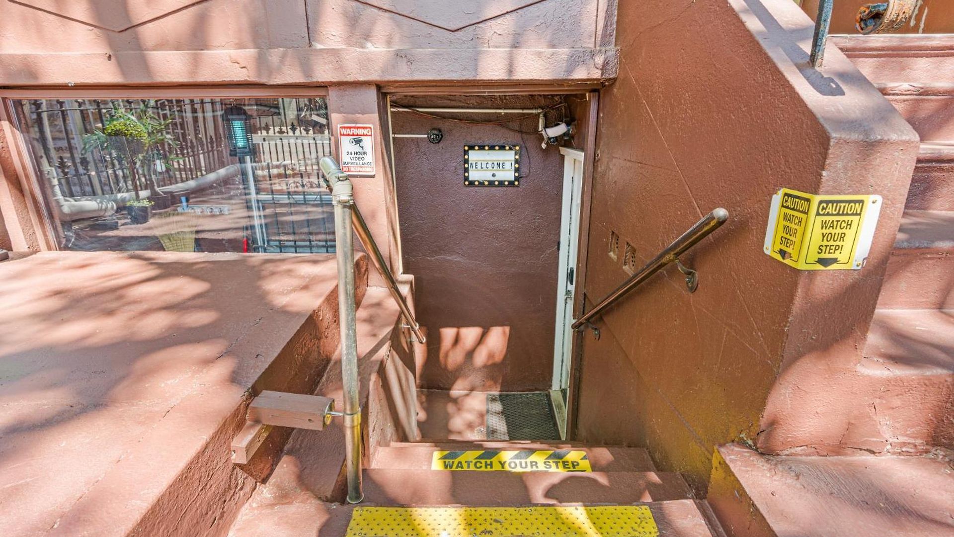 Apartment Elegant 2 Bedroom W Modern Amenities *