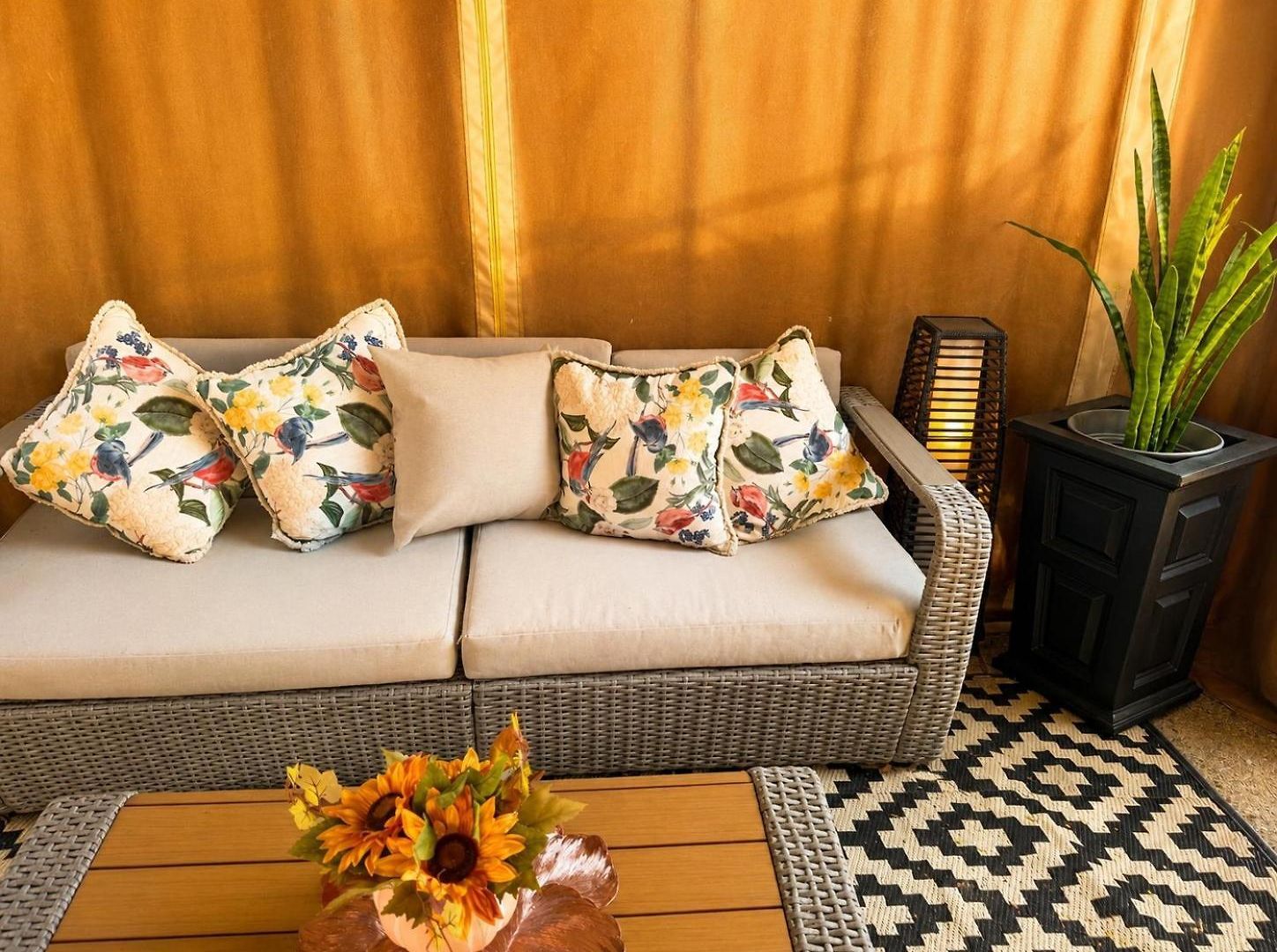 Guest house Spacious Comfy In Cozy Classy Duplex 2*