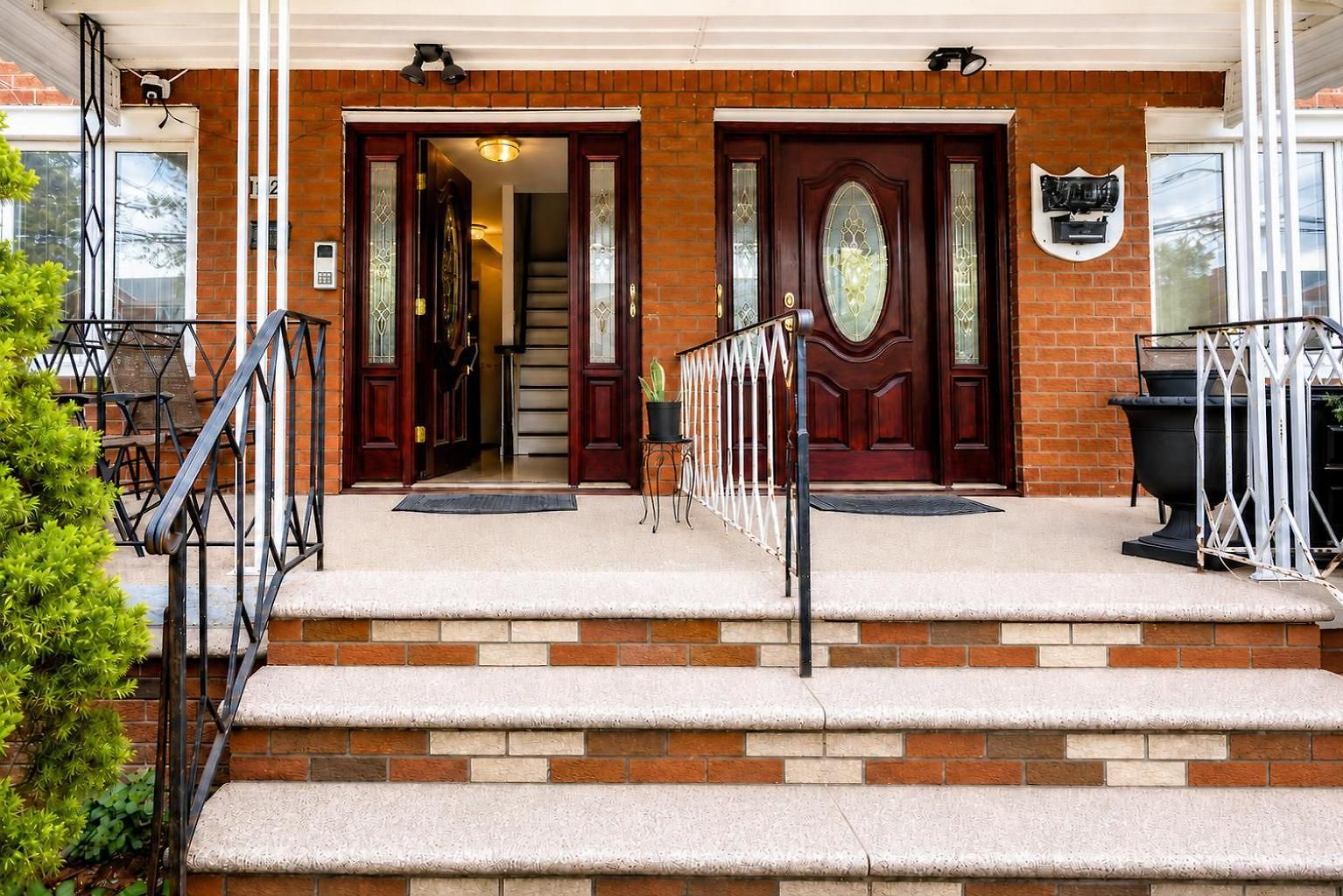 Spacious Comfy In Cozy Classy Duplex New York