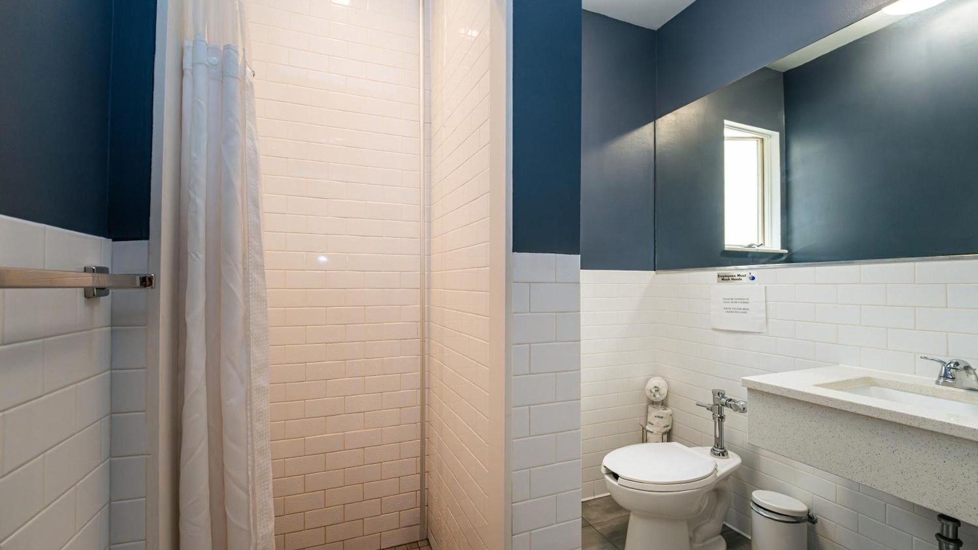 Lamartine Chelsea Hostel