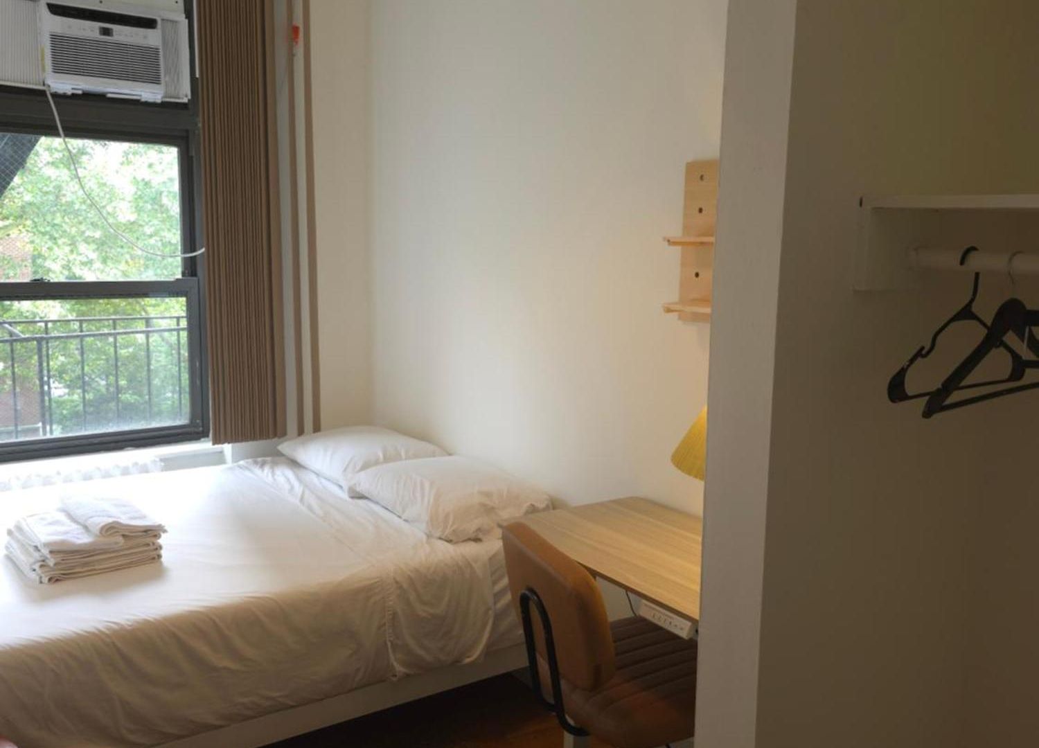 Lamartine Chelsea Hostel