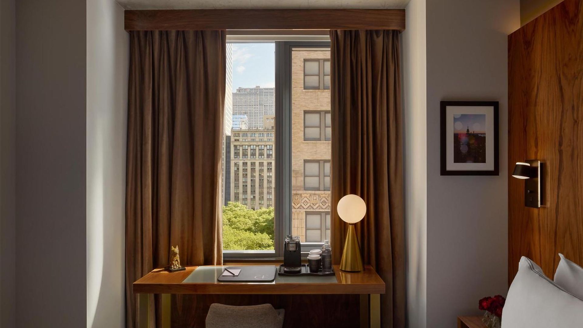 Hotel Grayson 4*