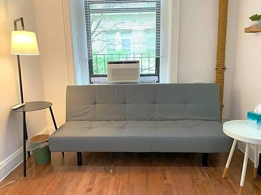 Inn Private With Shared Bath On Union Square 11 *