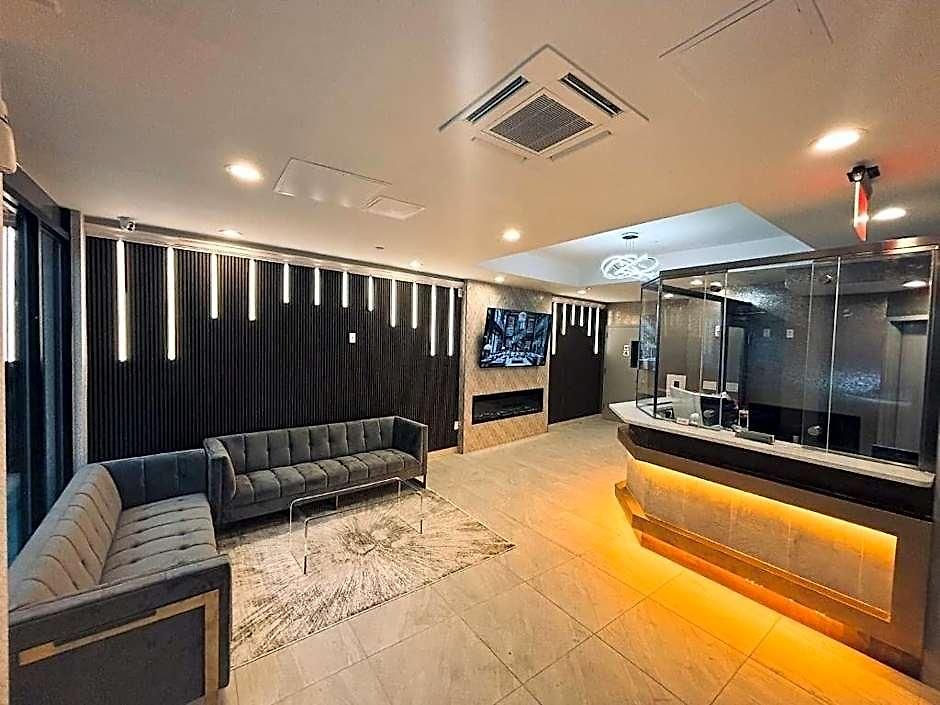 Hotel Liv Bronx
