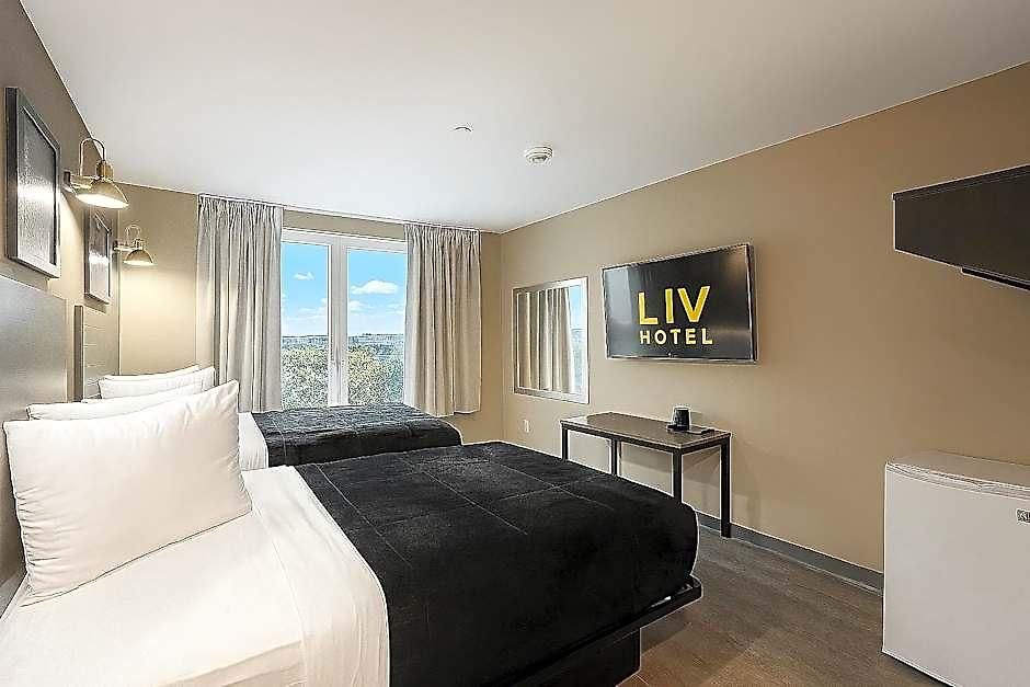 Hotel Liv Bronx New York