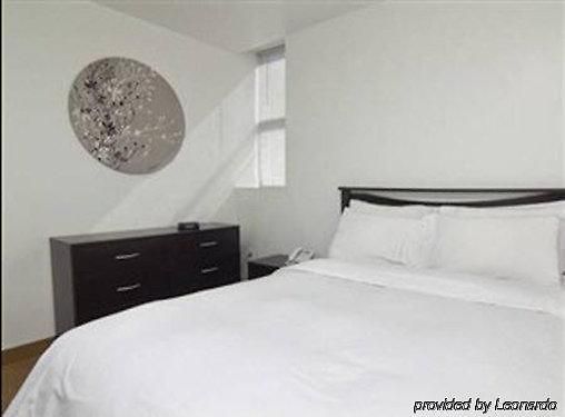 Metro Apartment