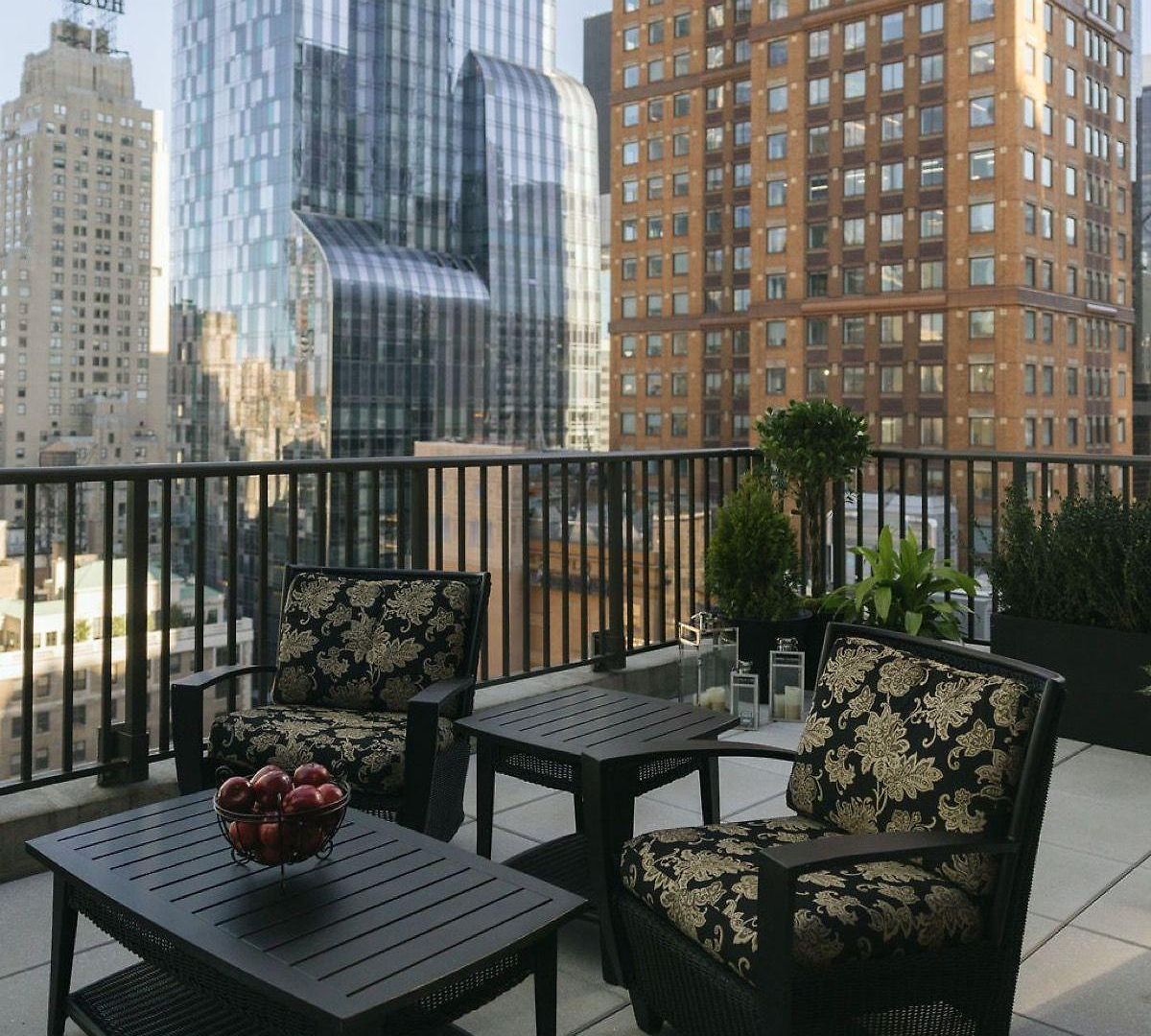 The Manhattan Club