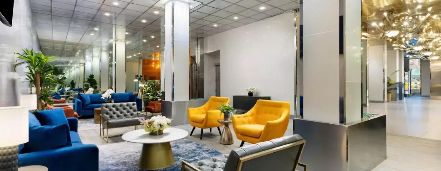 Oyo Times Square Hotel 4*