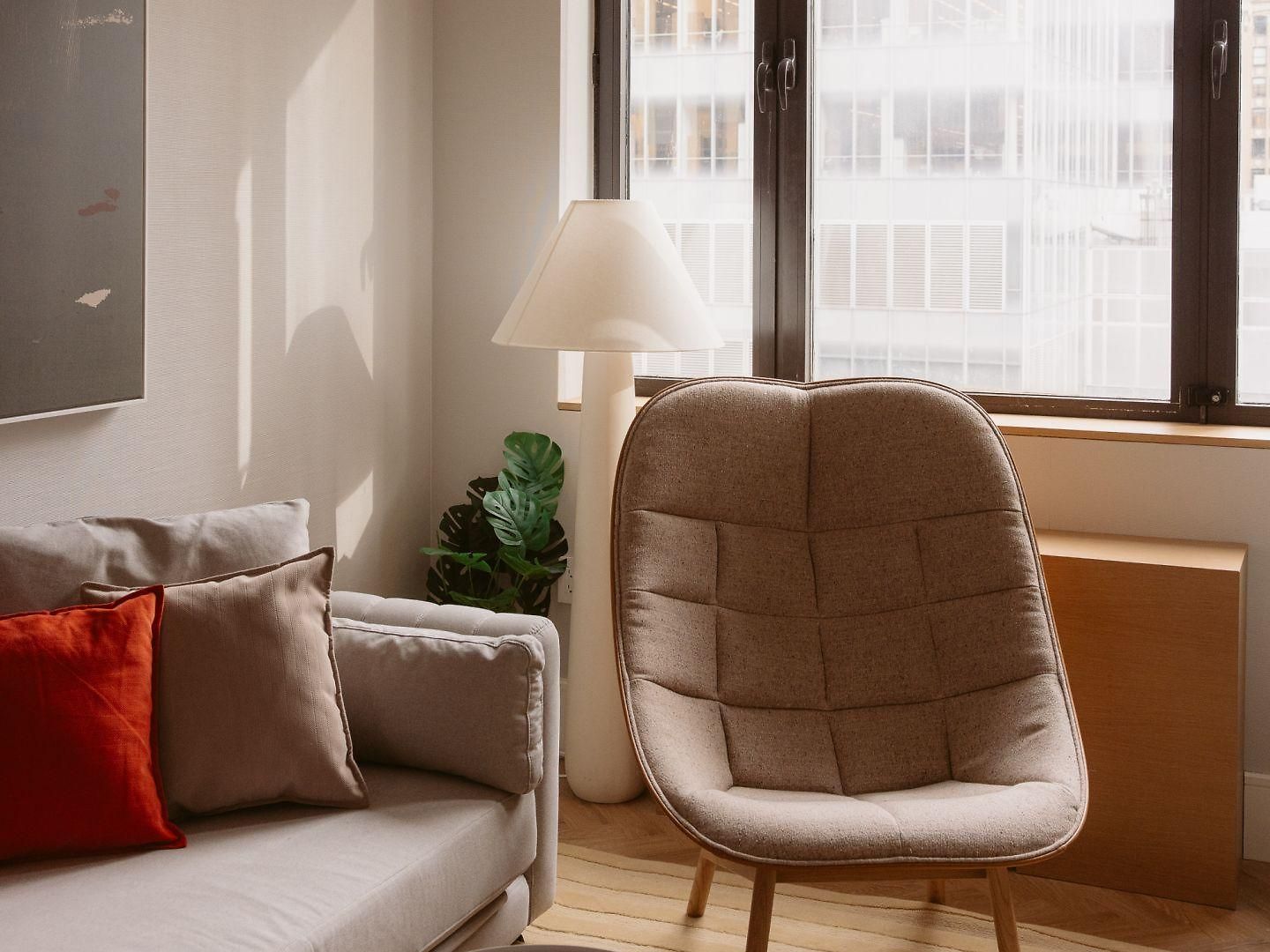 Aura Times Square 4*