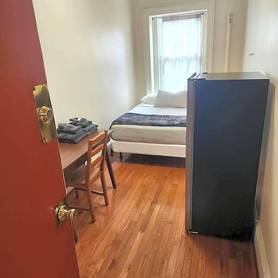 New York City Guest House Hotel *