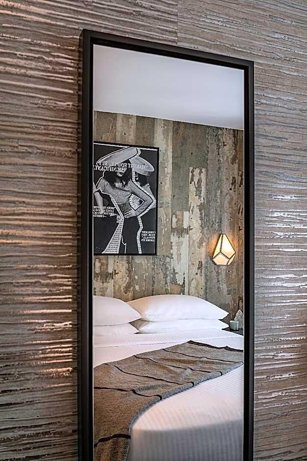 Hotel The Fidi 4*