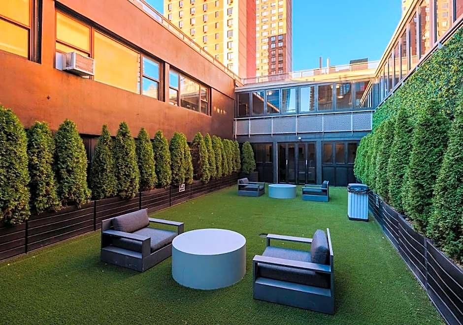 Hotel Hudson Yards 3*