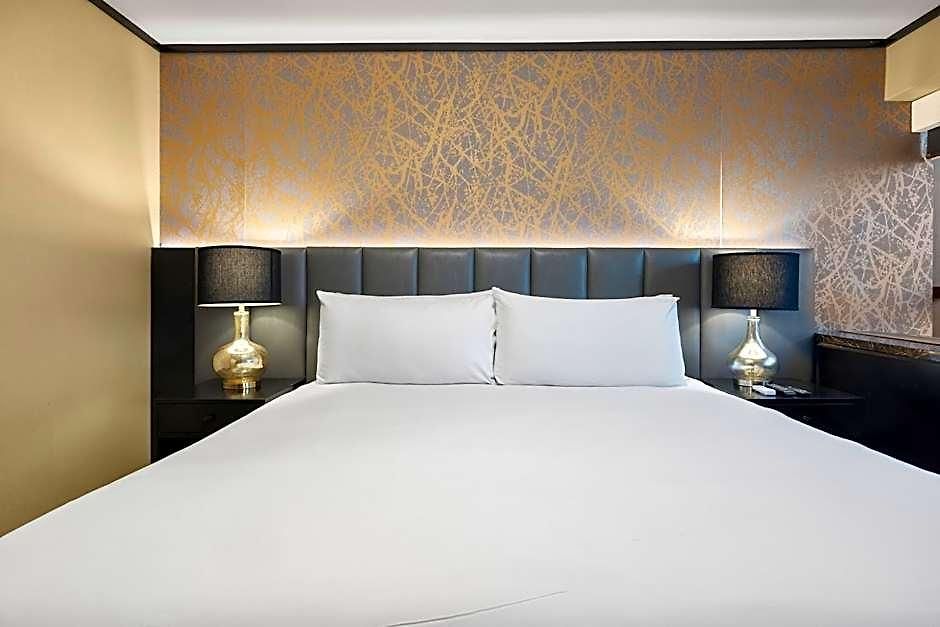 Hotel Hudson Yards 3*