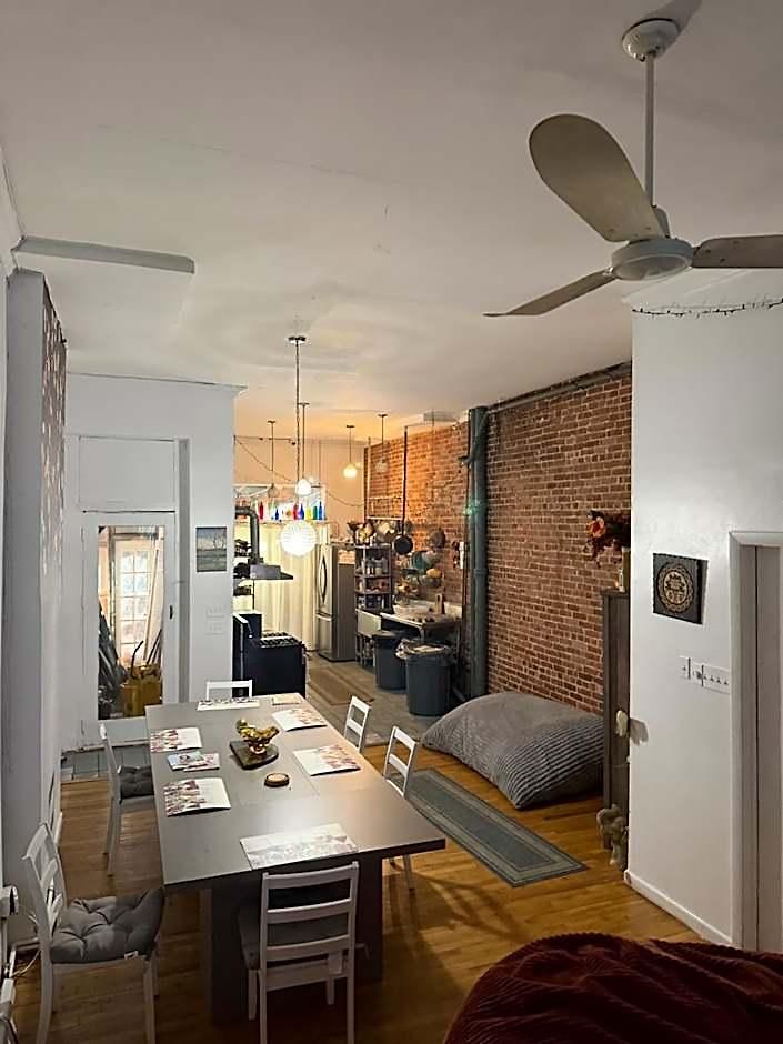 Guest house Macaw New York