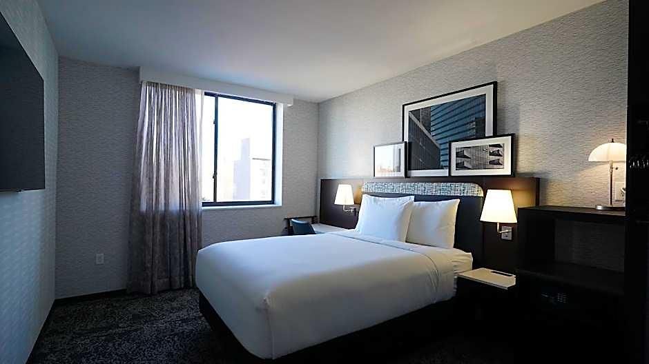 Hotel Doubletree By Hilton Long Island City, Ny