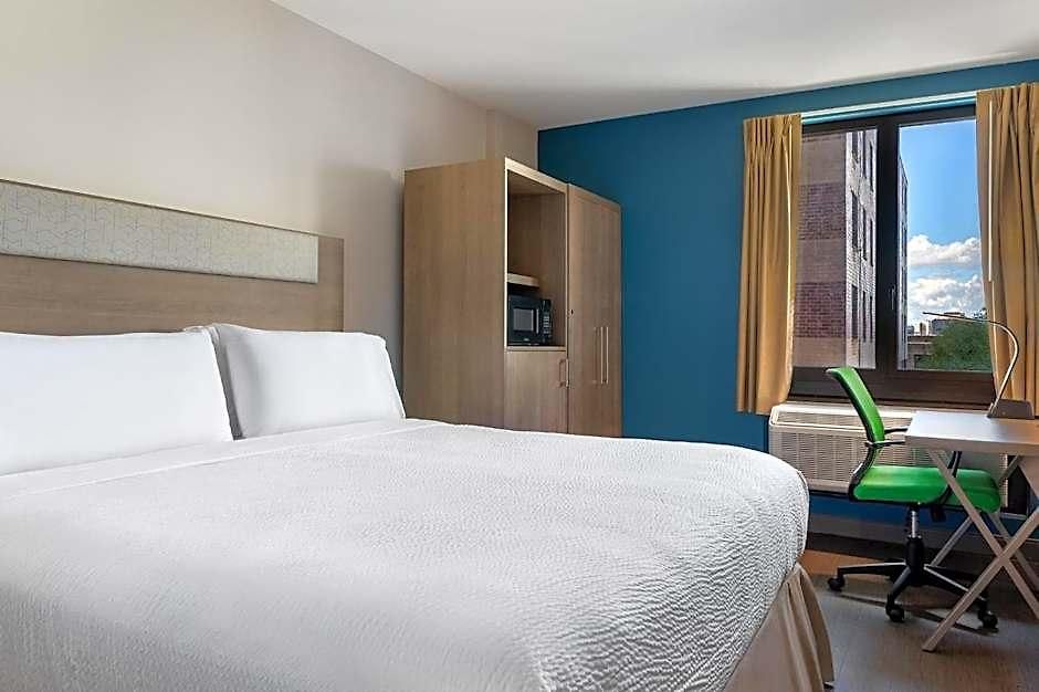 Express & Bronx - Barnabas Area By Ihg Hotel