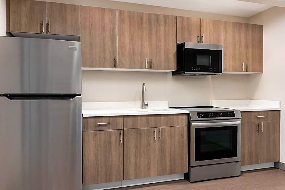 Express & Bronx - Barnabas Area By Ihg Hotel