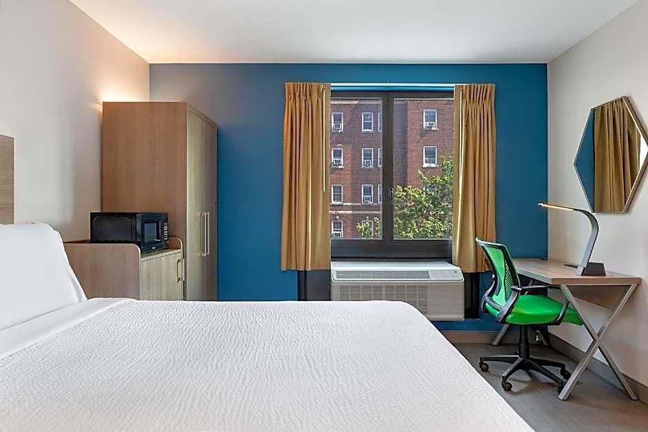 Hotel Express & Bronx - Barnabas Area By Ihg