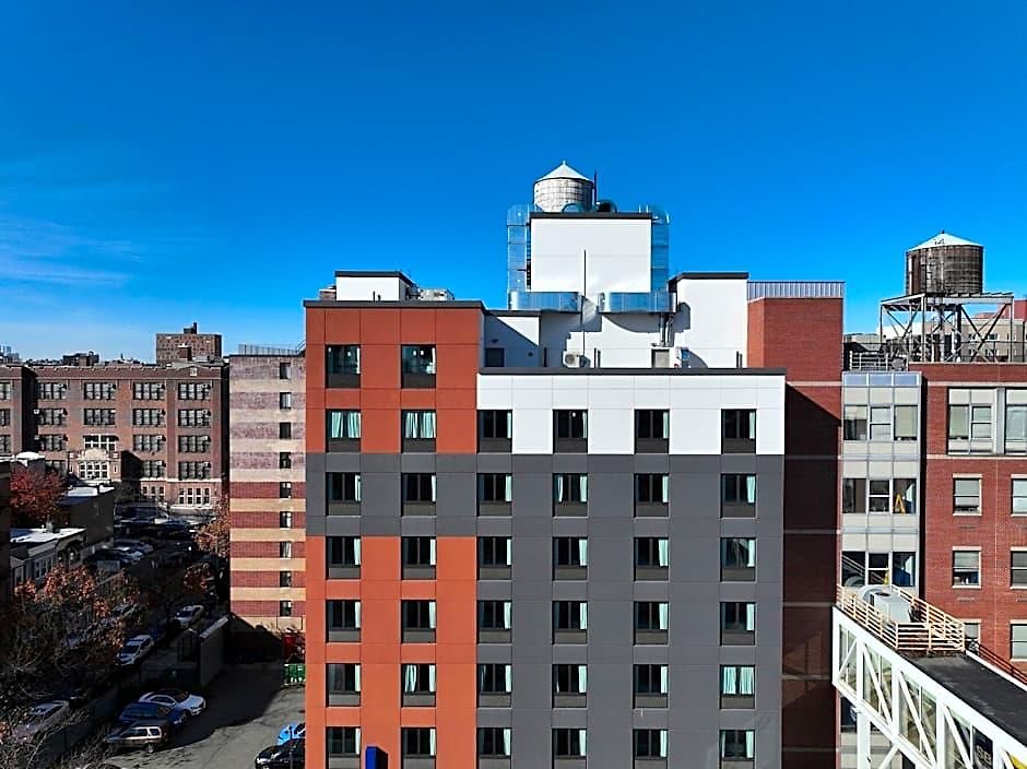 Express & Bronx - Barnabas Area By Ihg Hotel